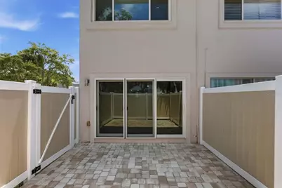 3120 Beach Boulevard S #1, Gulfport, FL 33707 - Photo 13
