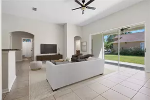 11611 Jordans Landing Ct, Riverview, FL 33569 - Photo 19