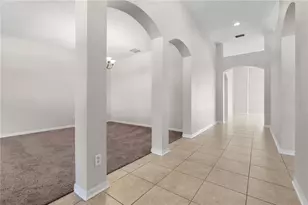11611 Jordans Landing Ct, Riverview, FL 33569 - Photo 9