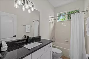 11611 Jordans Landing Ct, Riverview, FL 33569 - Photo 33