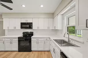 112 W Brentridge Dr, Brandon, FL 33511 - Photo 17