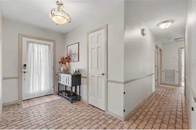 112 W Brentridge Drive, Brandon, FL 33511 - Photo 3