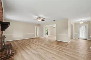 112 W Brentridge Dr, Brandon, FL 33511 - Photo 11