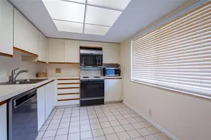 3062 Eastland Blvd, Clearwater, FL 33761 - Photo 17