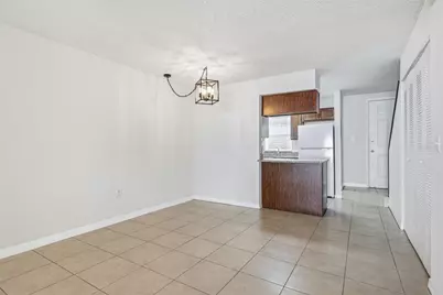 11906 Cypress Hill Circle, Tampa, FL 33626 - Photo 11