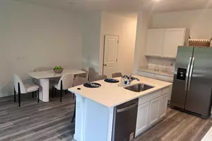 17461 Spanish Oak Loop, Land O Lakes, FL 34638 - Photo 3