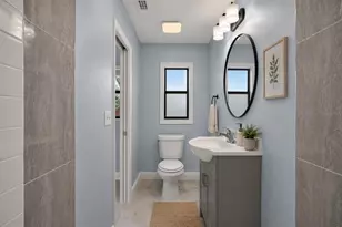 10405 N 22nd St, Tampa, FL 33612 - Photo 15
