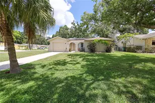 160 Meadowlark Dr, Safety Harbor, FL 34695 - Photo 5