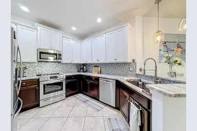 5539 Sunset Falls Drive, Apollo Beach, FL 33572 - Photo 9