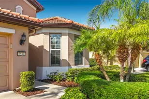 5539 Sunset Falls Dr, Apollo Beach, FL 33572 - Photo 3