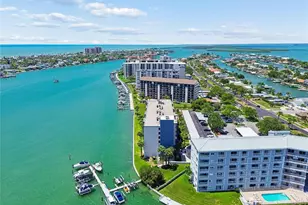 644 Island Way, Clearwater, FL 33767 - Photo 1