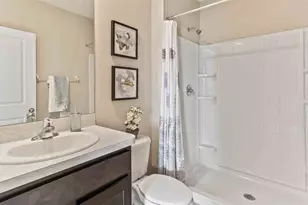 32370 Weathered Oak Dr, Wesley Chapel, FL 33543 - Photo 9
