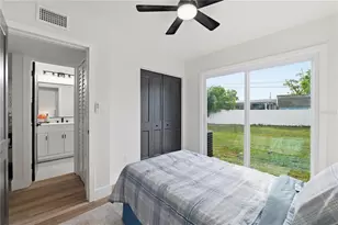 5268 Coral Way N, Saint Petersburg, FL 33714 - Photo 13