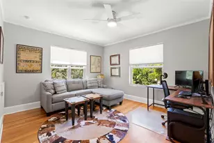 1125 11th Ave NE, Saint Petersburg, FL 33705 - Photo 21