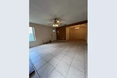 11940 Skylake Place #11940-A, Temple Terrace, FL 33617 - Photo 9