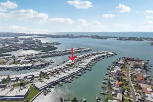 542 Boca Ciega Point Blvd N, Madeira Beach, FL 33708 - Photo 31