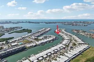 542 Boca Ciega Point Blvd N, Madeira Beach, FL 33708 - Photo 31