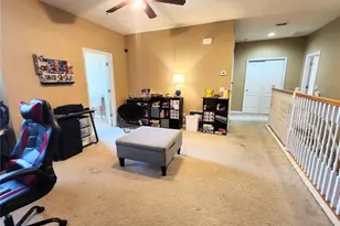 411 Rock Springs Cir, Groveland, FL 34736 - Photo 21