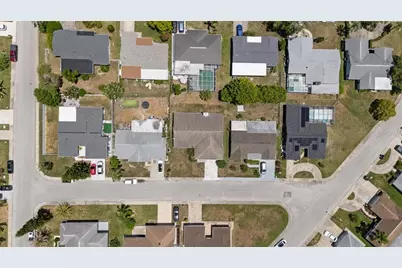 7025 Kingsway Drive, Port Richey, FL 34668 - Photo 15
