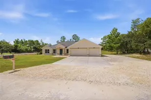 11020 Sage Thrasher Ave, Weeki Wachee, FL 34614 - Photo 5