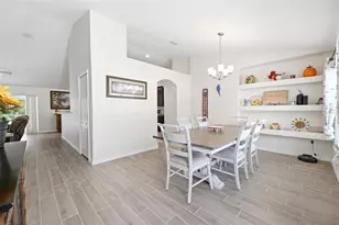 11020 Sage Thrasher Ave, Weeki Wachee, FL 34614 - Photo 9