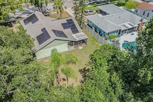 18425 Swan Lake Dr, Lutz, FL 33549 - Photo 15