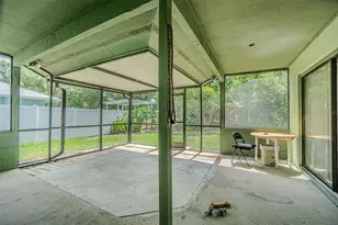 18425 Swan Lake Dr, Lutz, FL 33549 - Photo 51