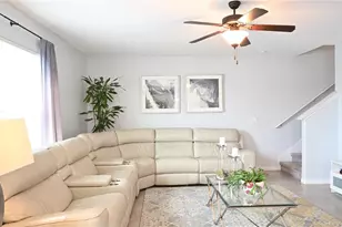 10509 Carloway Hills Dr, Wimauma, FL 33598 - Photo 13