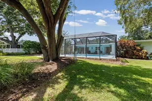 2285 Watrous Dr, Dunedin, FL 34698 - Photo 47