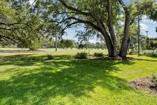 2285 Watrous Dr, Dunedin, FL 34698 - Photo 49