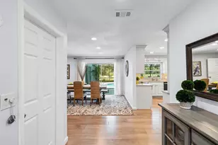 2285 Watrous Dr, Dunedin, FL 34698 - Photo 11