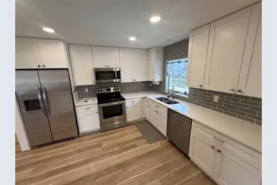 2302 15th Street W, Palmetto, FL 34221 - Photo 7
