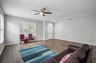 6111 Gannetside Pl, Lithia, FL 33547 - Photo 3