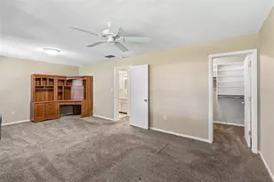 11225 82nd Ave, Seminole, FL 33772 - Photo 11