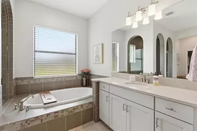 17909 Howsmoor Place, Lutz, FL 33559 - Photo 33