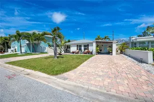 136 143rd Ave E, Madeira Beach, FL 33708 - Photo 7