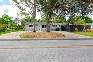4095 Locust St NE, Saint Petersburg, FL 33703 - Photo 7