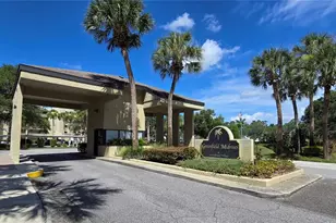 13626 Greenfield Dr, Tampa, FL 33618 - Photo 3