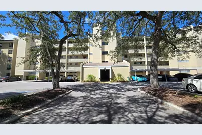 13626 Greenfield Drive #201, Tampa, FL 33618 - Photo 7