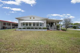 36957 Grace Ave, Zephyrhills, FL 33542 - Photo 5