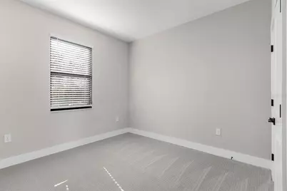 2405 Gallagher Road, Dover, FL 33527 - Photo 11