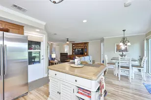 1403 Langley Dr, Sun City Center, FL 33573 - Photo 13