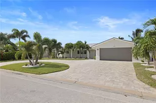 651 64th Ave, Saint Pete Beach, FL 33706 - Photo 3