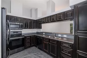 2989 Estancia Pl, Clearwater, FL 33761 - Photo 11