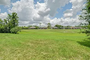 34907 Double Eagle Ct, Zephyrhills, FL 33541 - Photo 29