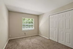 34907 Double Eagle Ct, Zephyrhills, FL 33541 - Photo 23