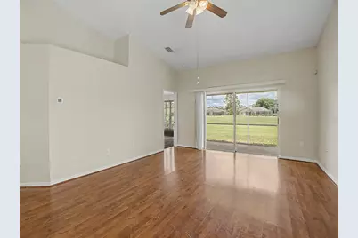 34907 Double Eagle Court, Zephyrhills, FL 33541 - Photo 9