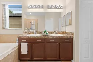 13216 Wellington Hills Dr, Riverview, FL 33579 - Photo 39