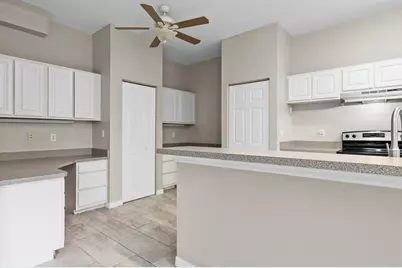5039 Sunridge Palms Drive #203, Tampa, FL 33617 - Photo 17