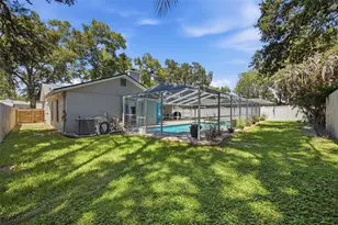 2409 Arborwood Dr, Valrico, FL 33596 - Photo 39